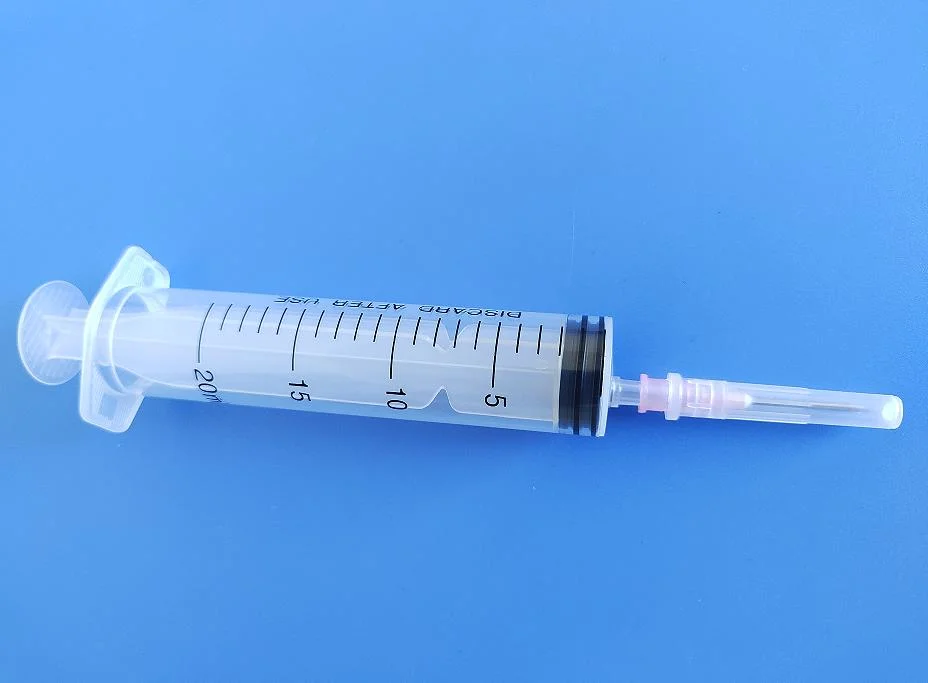 Disposable Veterinary Syringe 20ml with 18gx3/4", Made of PP